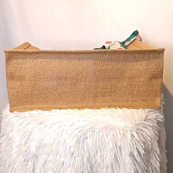 Woven Khaki Fashion Tote  💚❤️💚 - Picture 12 of 17